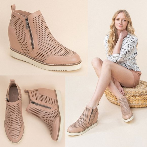 MIIM Shoes - NEW MIIM Blush Nude Perforated Sneaker Wedge Shoes